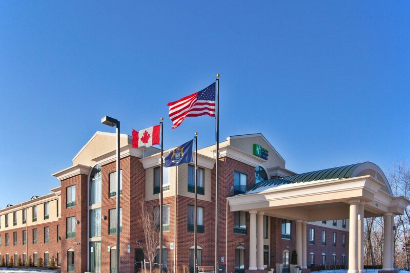 Гостиница Holiday Inn Express Hotel & Suites Detroit-Novi, an Ihg Hotel