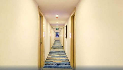 Гостиница Guilin Cyan Box Hostel в Гуйлине