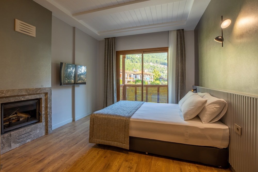 Фото Balèze Boutique Hotel