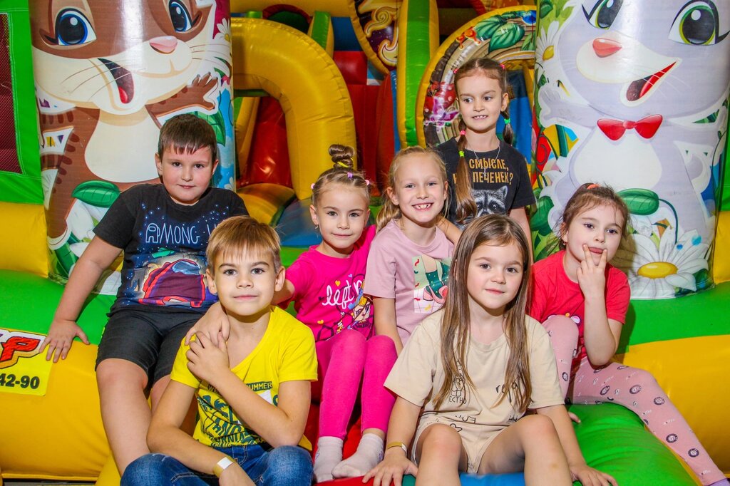 Джуниор ул карла либкнехта 25а фото