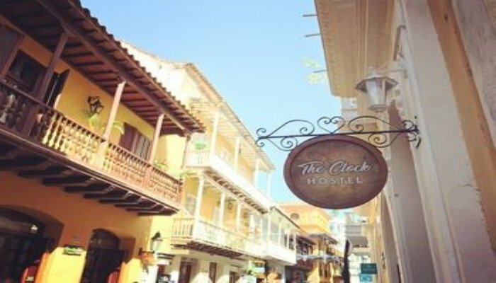 Гостиница The Clock Hostel And Suites в Картахене