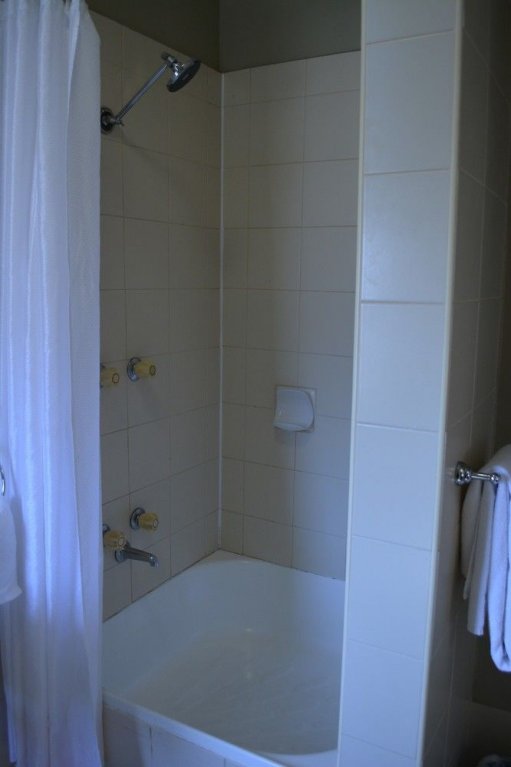 Фото Ibis Styles Kingsgate