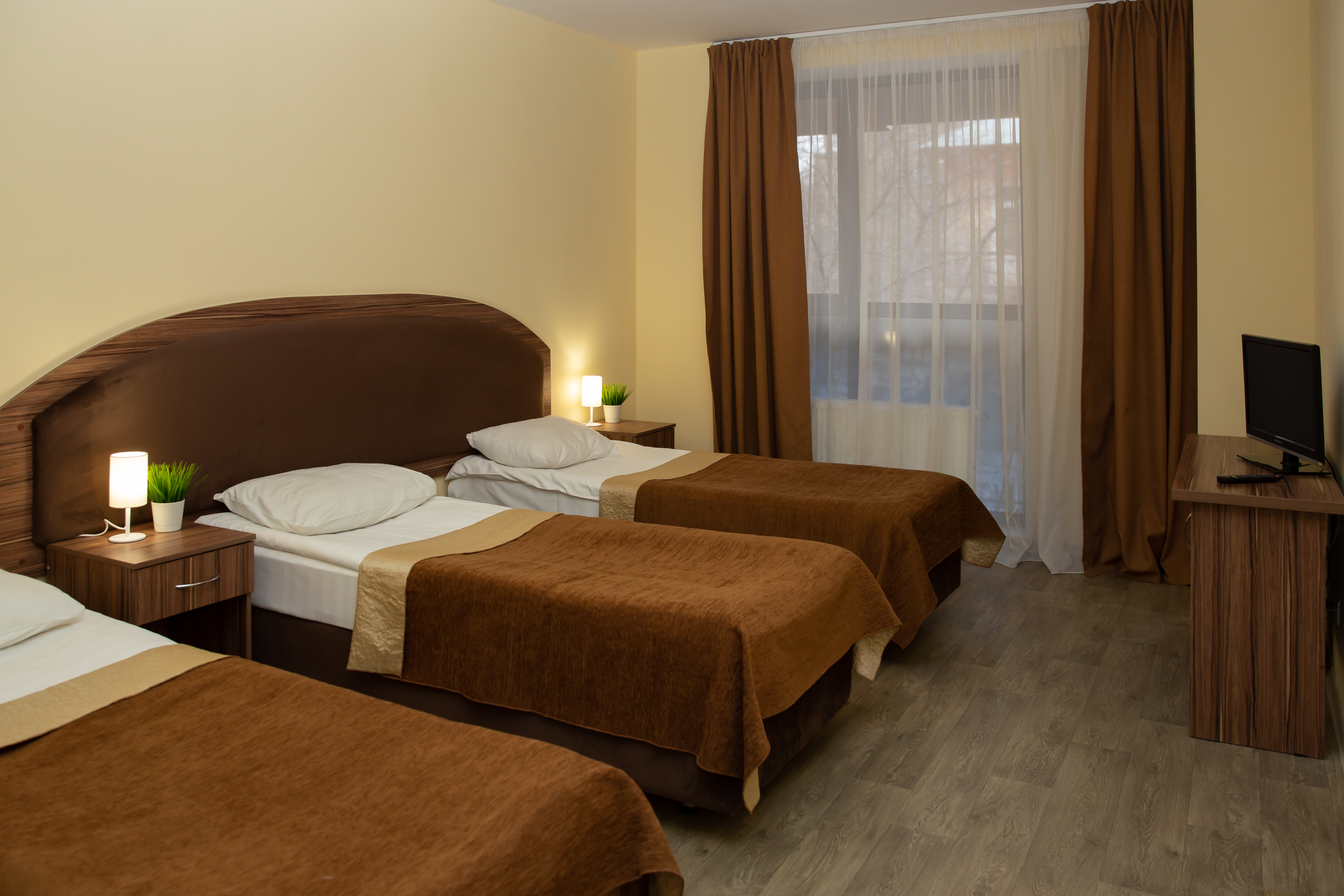 Фото отеля 2