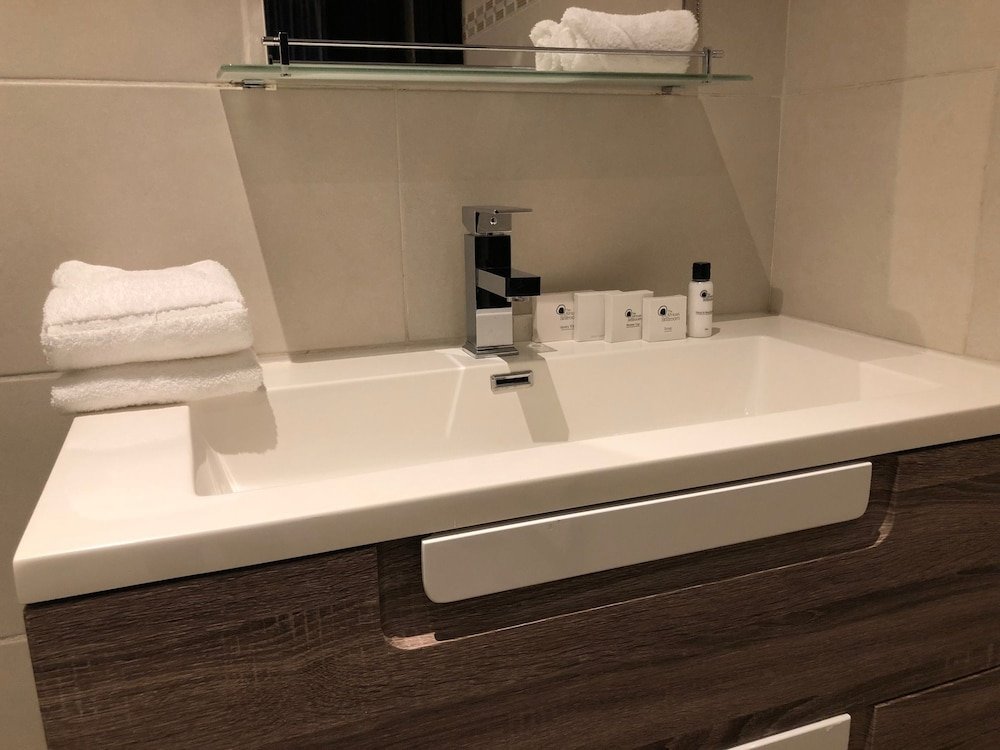 Фото Mythos Boutique Hotel