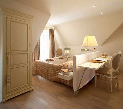 Фото Holm House Hotel
