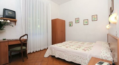 Гостиница Hotel Prati Montecatini Terme в Монтекатини-Терме
