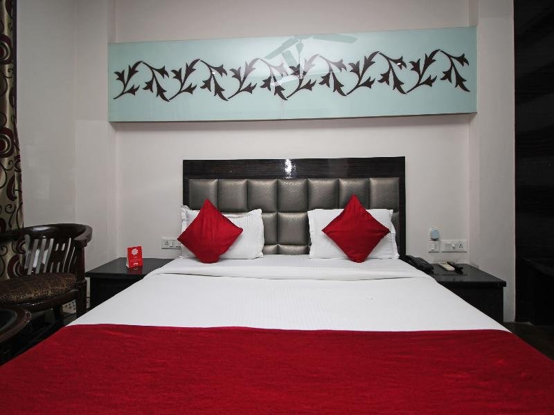 Фото Oyo 464 Hotel Lotus Palace