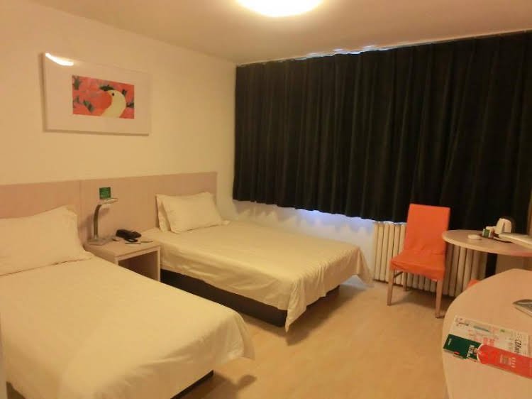 Фото Ibis Jinan Quancheng Rd