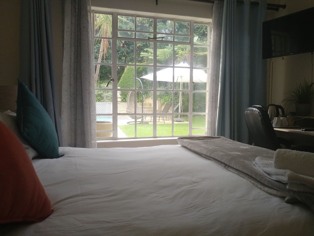 Фото Pepper Tree BnB