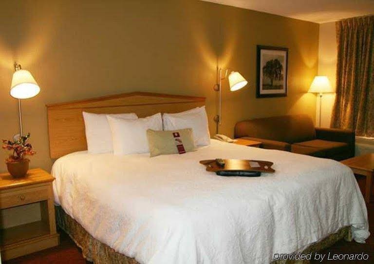 Фото Baymont by Wyndham Columbus Ga