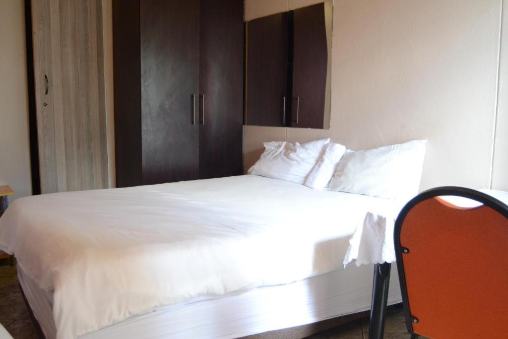 Фото Отель Sharon Rose