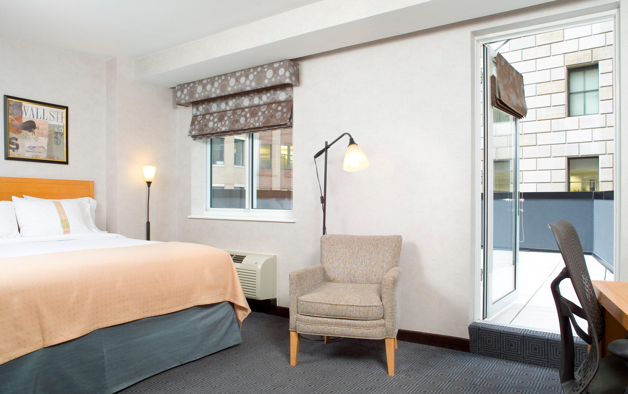 Фото Holiday Inn New York City - Wall Street, an Ihg Hotel