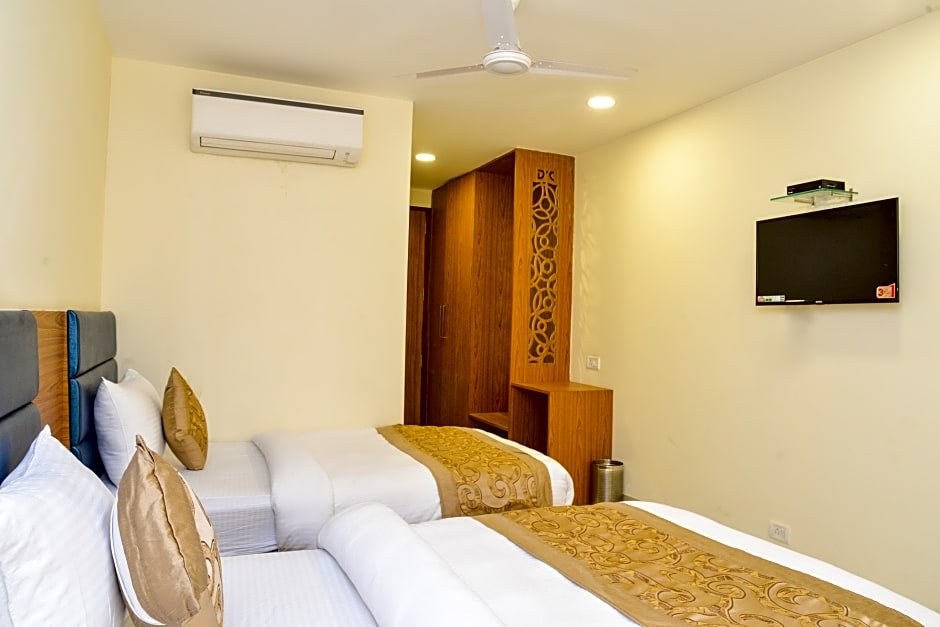 Фото Oyo 35663 Mayank Palace