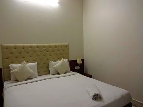 Фото Anamitra Guest House