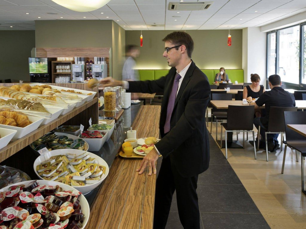 Фото ibis Brussels Centre Gare Midi