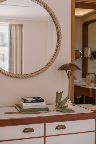 Гостиница Regent Porto Montenegro в Тивате