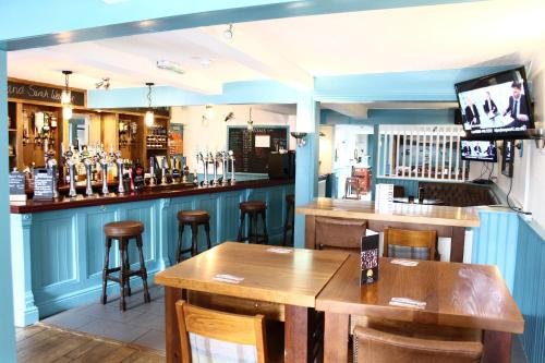 Фото The Fountain Tavern