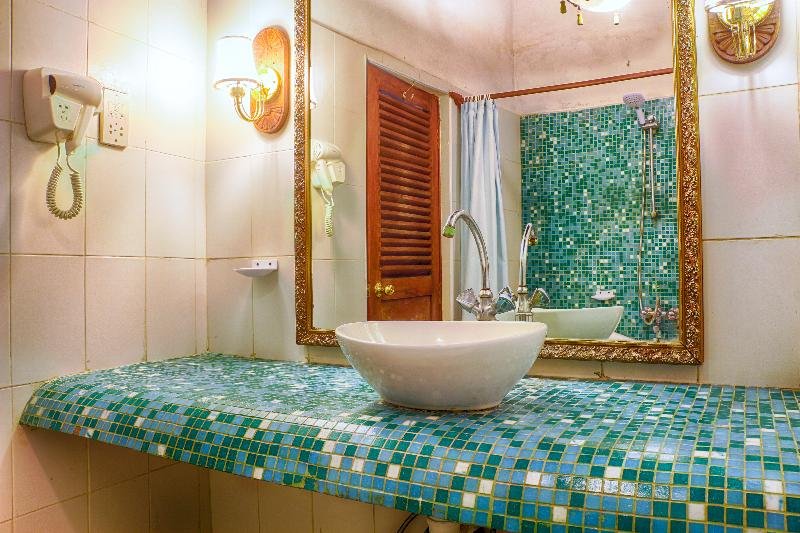 Фото Africa House Hotel