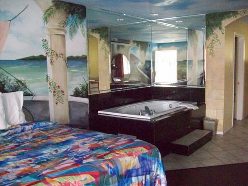 Фото Luxury Inn and Suites Seaworld Lackland