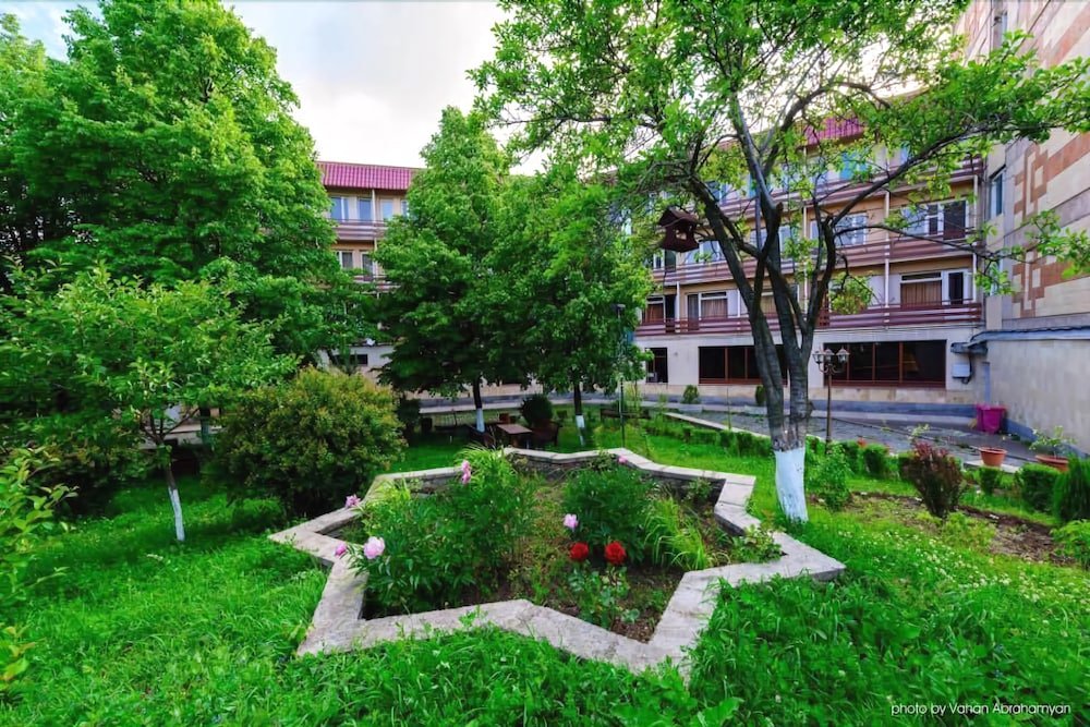 Фото Кировакан