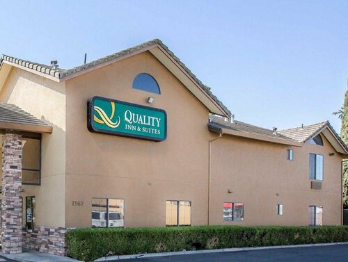 Гостиница Quality Inn & Suites Woodland - Sacramento Airport