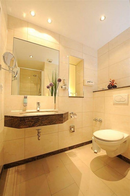 Фото Hotel Flora Düsseldorf