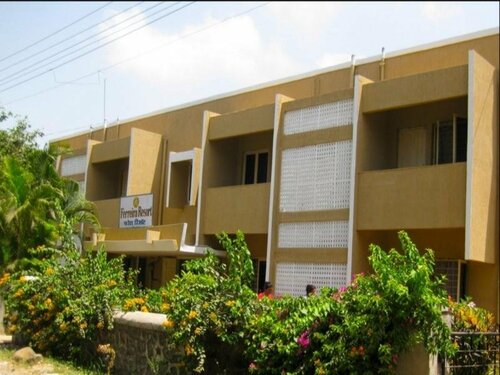 Гостиница Ferreira Resort в Лонавала