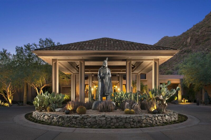 Гостиница The Canyon Suites at The Phoenician, Luxury Collection в Финиксе