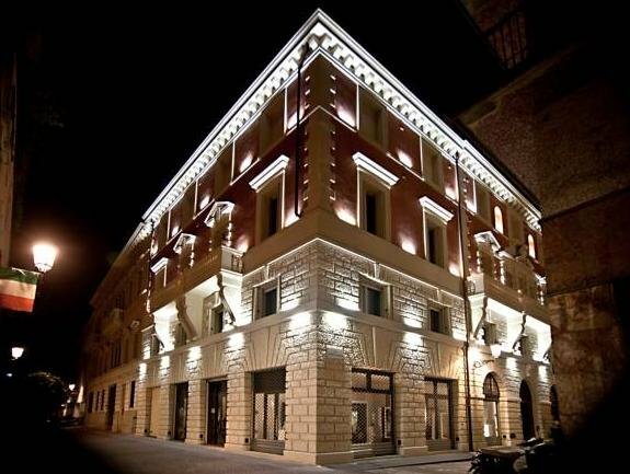 Гостиница Le Camp Suite & SPA в Падуе