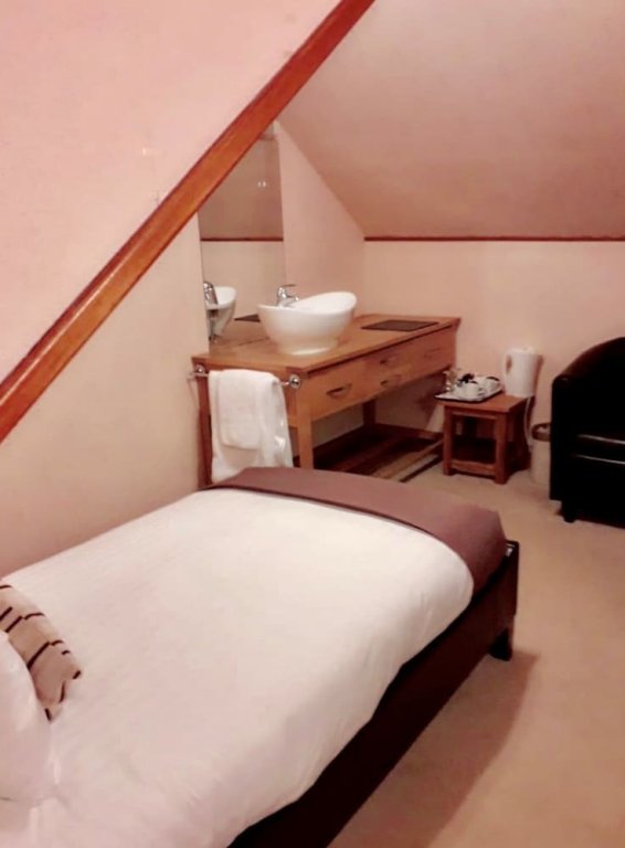 Фото Lyndon Guest House