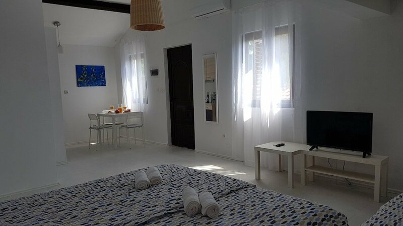 Гостиница Apartments Iskra
