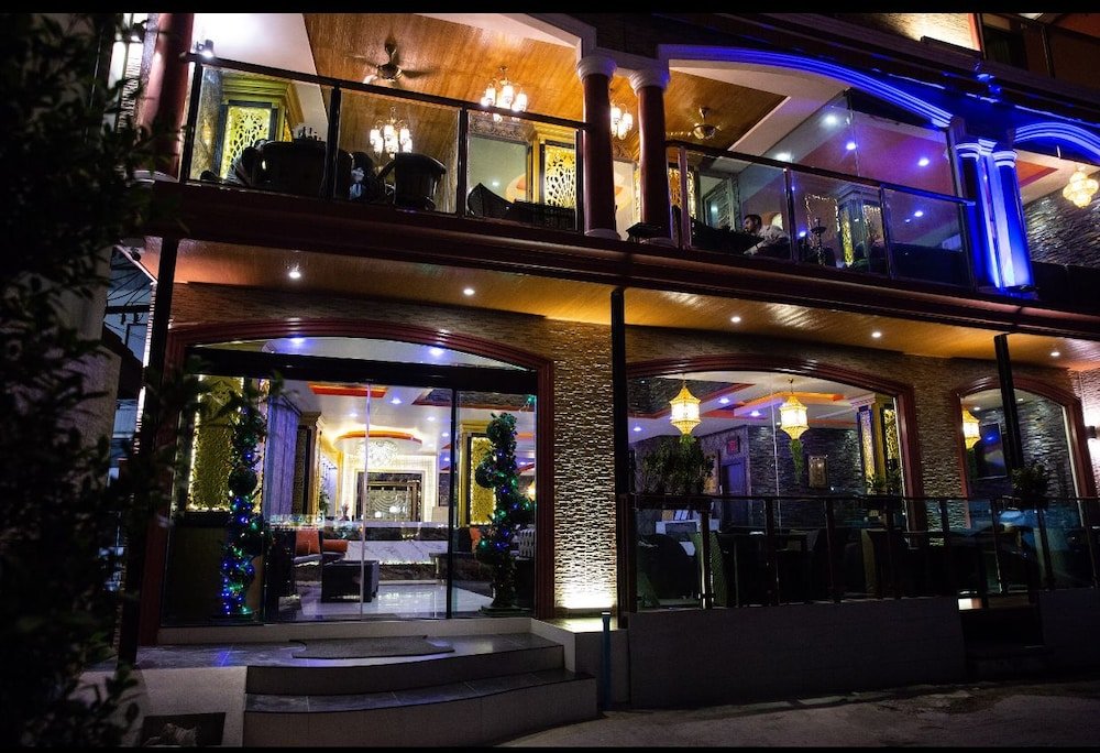 Фото отеля 1