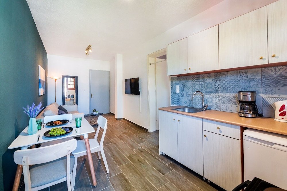 Фото Jonathan City Apartments