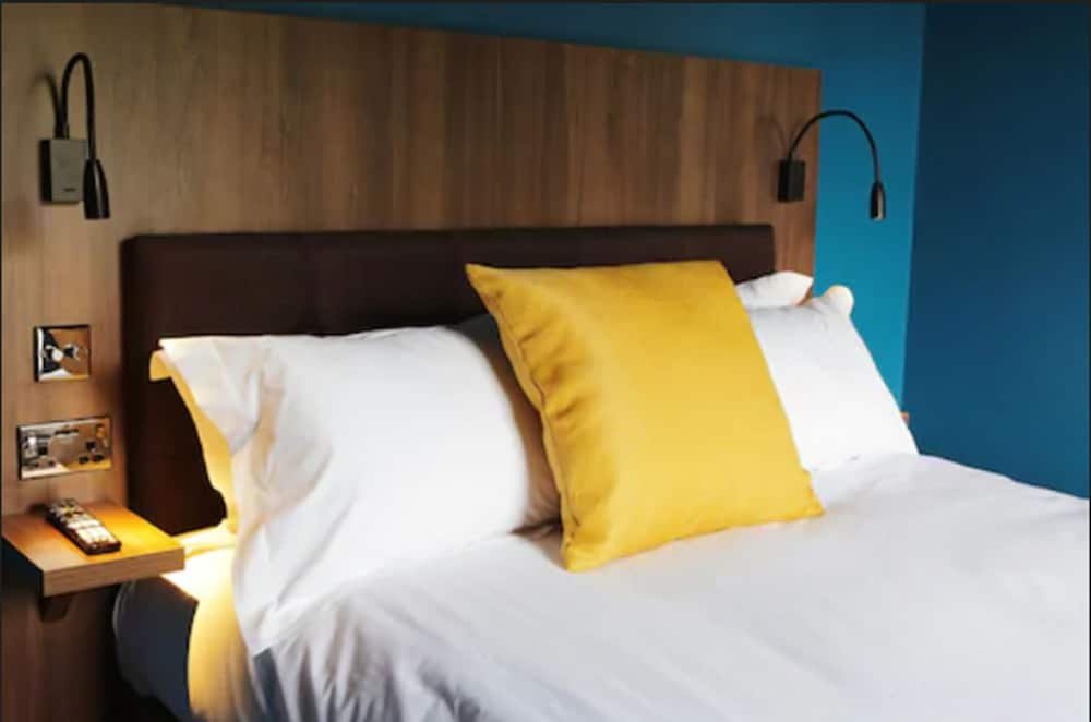 Фото Cherry Bar Rooms