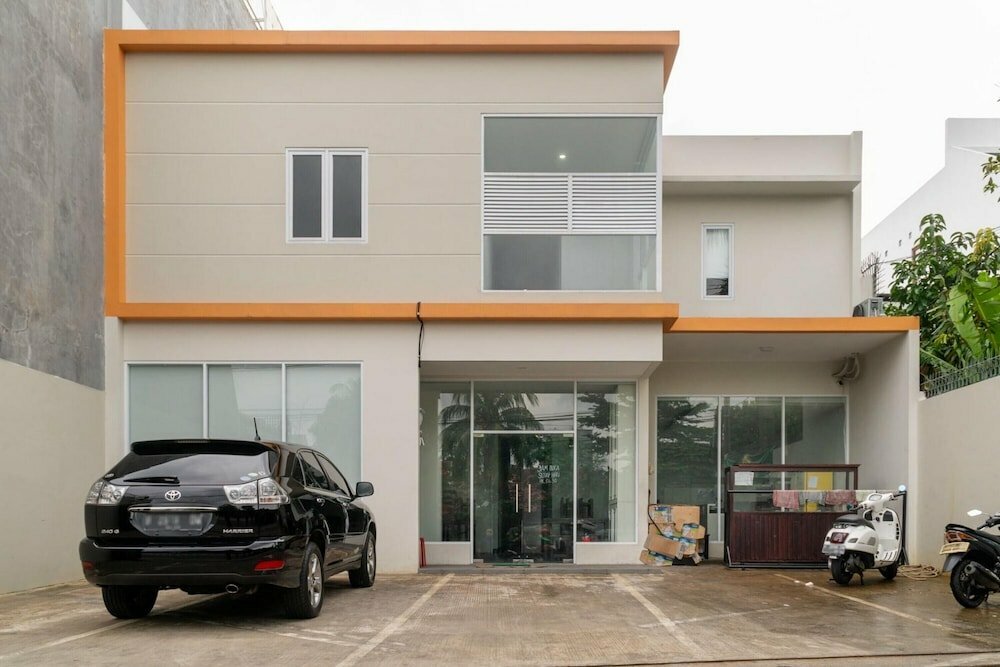 Short-term housing rental RedDoorz Apartment @ Green Bay Pluit, Jakarta, photo