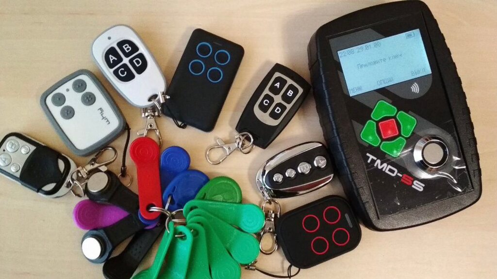 Car keys Дубликат пультов для шлагбаумов и ворот, Yalta, photo