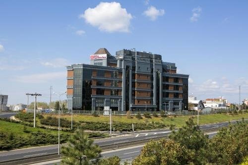 Гостиница Hilton Garden Inn Çorlu в Чорлу