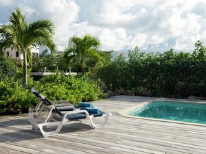 Tropical Villa with Private Swimming Pool near Jan Thiel in Willemstad