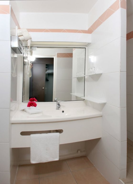 Фото Hotel La Pagerie