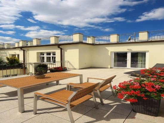 Фото Salvator Superior Apartments