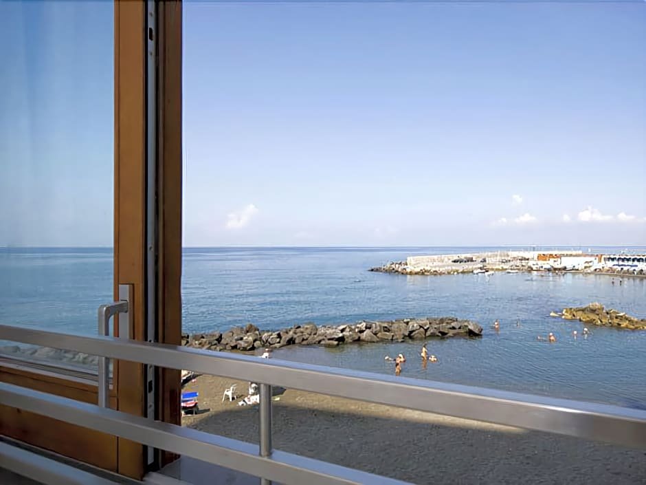 Фото Hotel Giosue' a mare