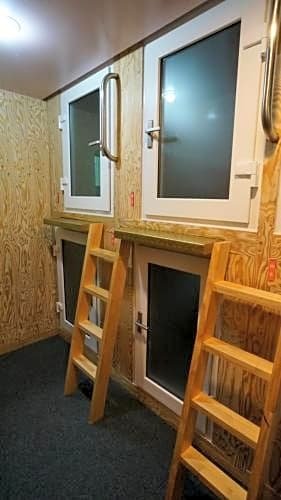 Фото Capsule Majung