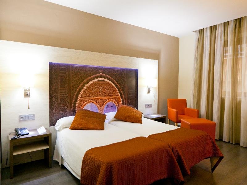 Фото Hotel Porcel Sabica