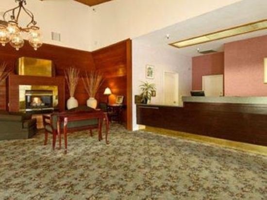 Фото Red Roof Inn Arcata