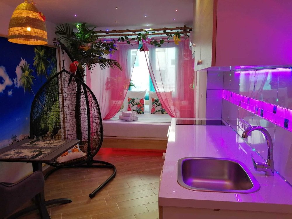 Фото Wonder Rooms Nerja Guest House