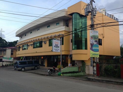 Гостиница Sun Avenue Tourist Inn And Cafe в Тагбиларане