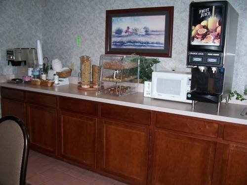 Гостиница Days Inn by Wyndham Mount Vernon в Маунт Верноне