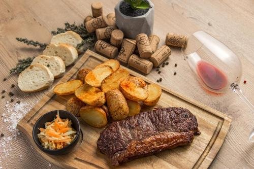 Фото Admiral Hotel