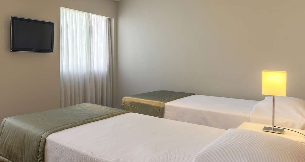 Фото Nacional Inn Porto Alegre