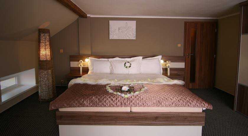 Фото Hotel a Restaurace Kocanda